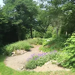 Le Manoir Au Отель Жерарме