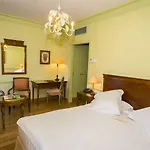 Le Manoir Au 4*