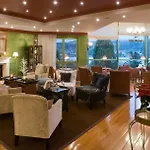 Le Manoir Au Отель Жерарме