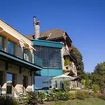 Le Manoir Au
