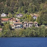 Le Manoir Au Жерарме