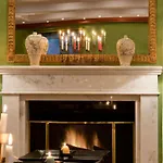 Le Manoir Au Отель