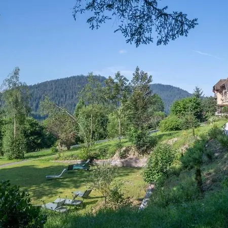 Le Manoir Au