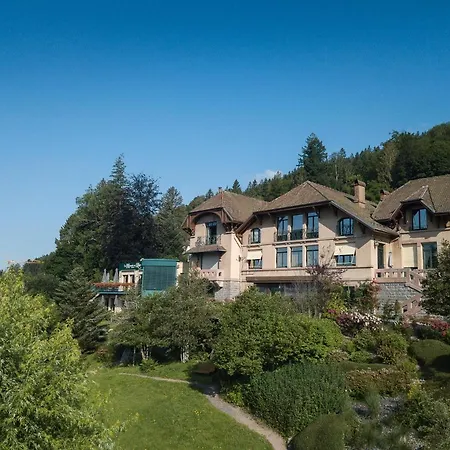 Le Manoir Au