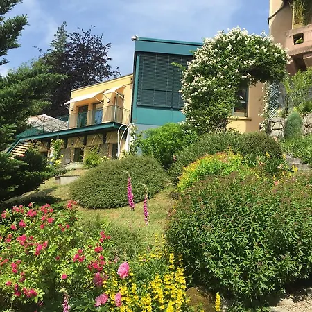 Le Manoir Au فندق 4*