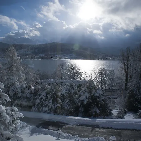 湖庄园酒店 热拉梅