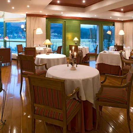 Le Manoir Au فندق