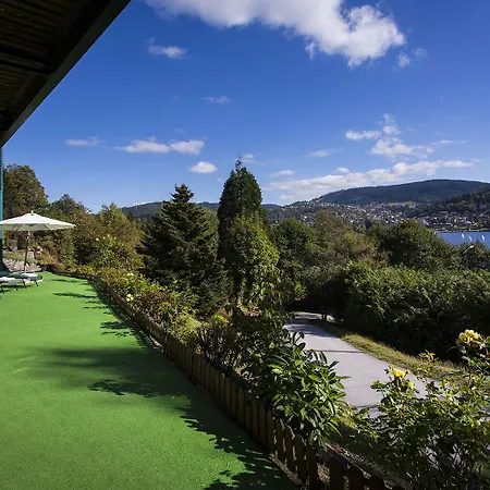 فندق Le Manoir Au جوراردُميه