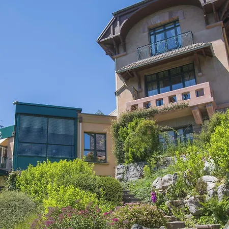 Le Manoir Au فندق جوراردُميه