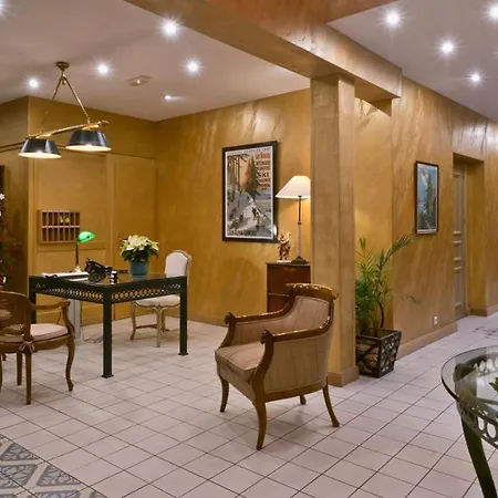 Le Manoir Au