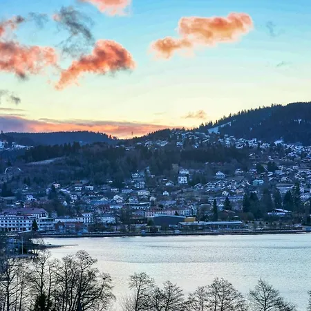 Le Manoir Au فندق 4*