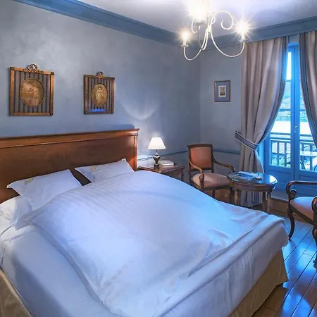 Le Manoir Au