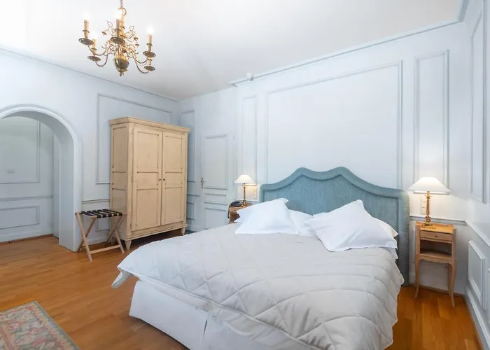 Отель Le Manoir Au Жерарме