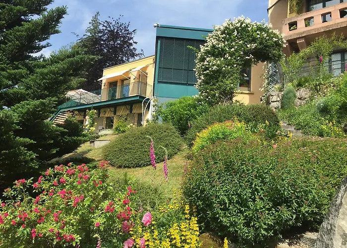 Le Manoir Au Hotel 4*