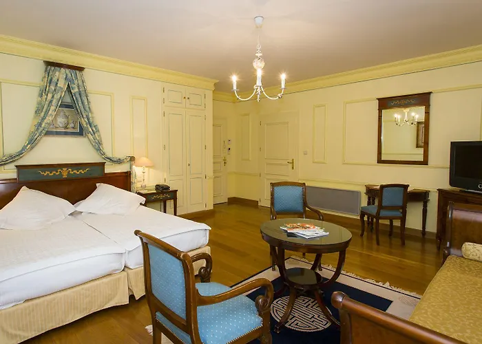 Le Manoir Au Жерарме