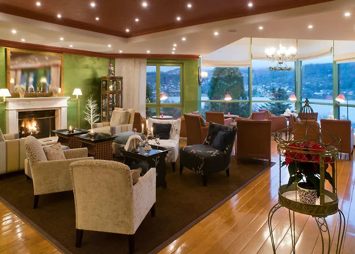 Le Manoir Au Отель Жерарме