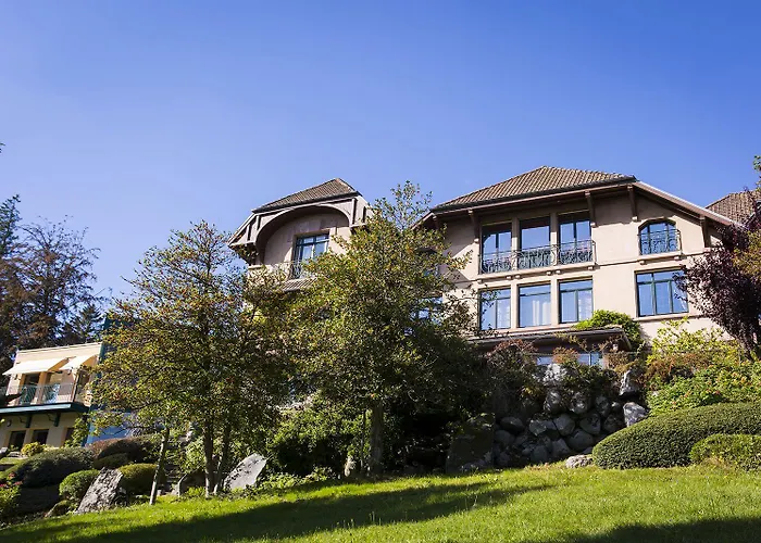 Отель Le Manoir Au 4*