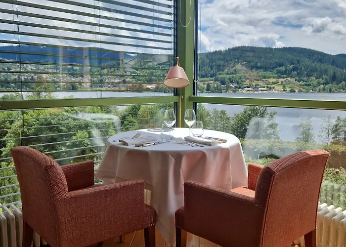 Le Manoir Au Отель 4*